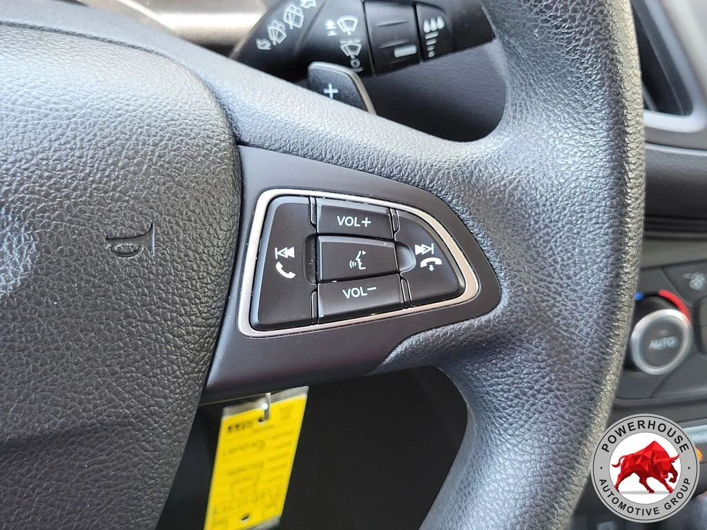 Used 2017 Red Ford SE image 28
