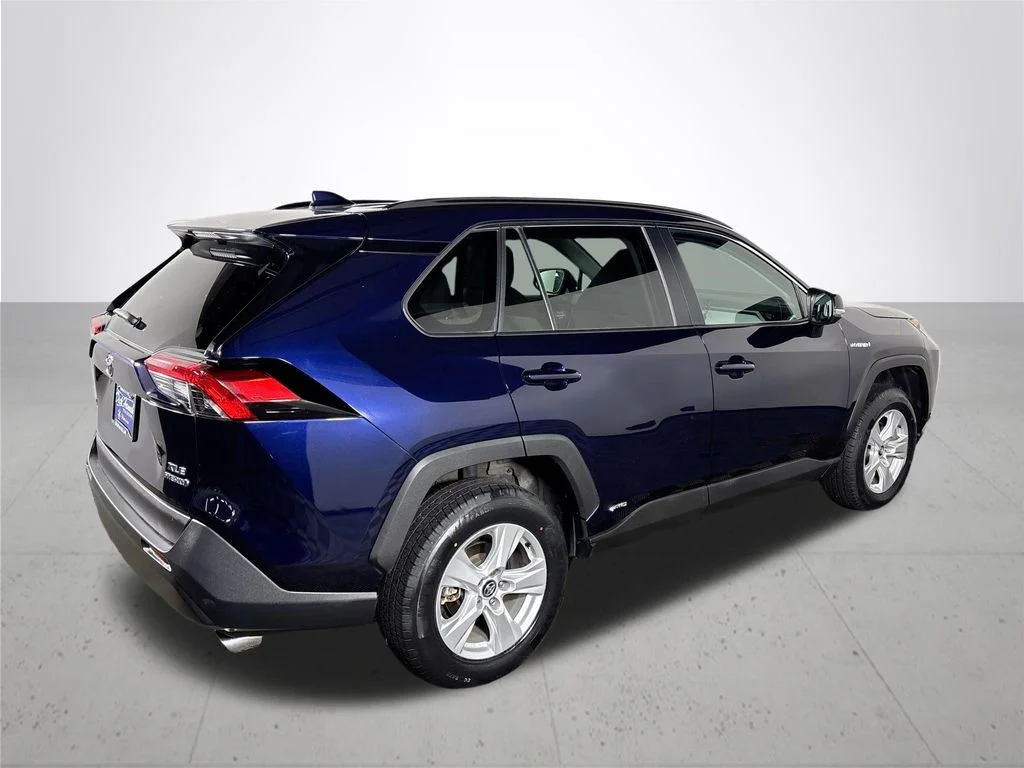 Used 2020 Blue Toyota XLE image 6