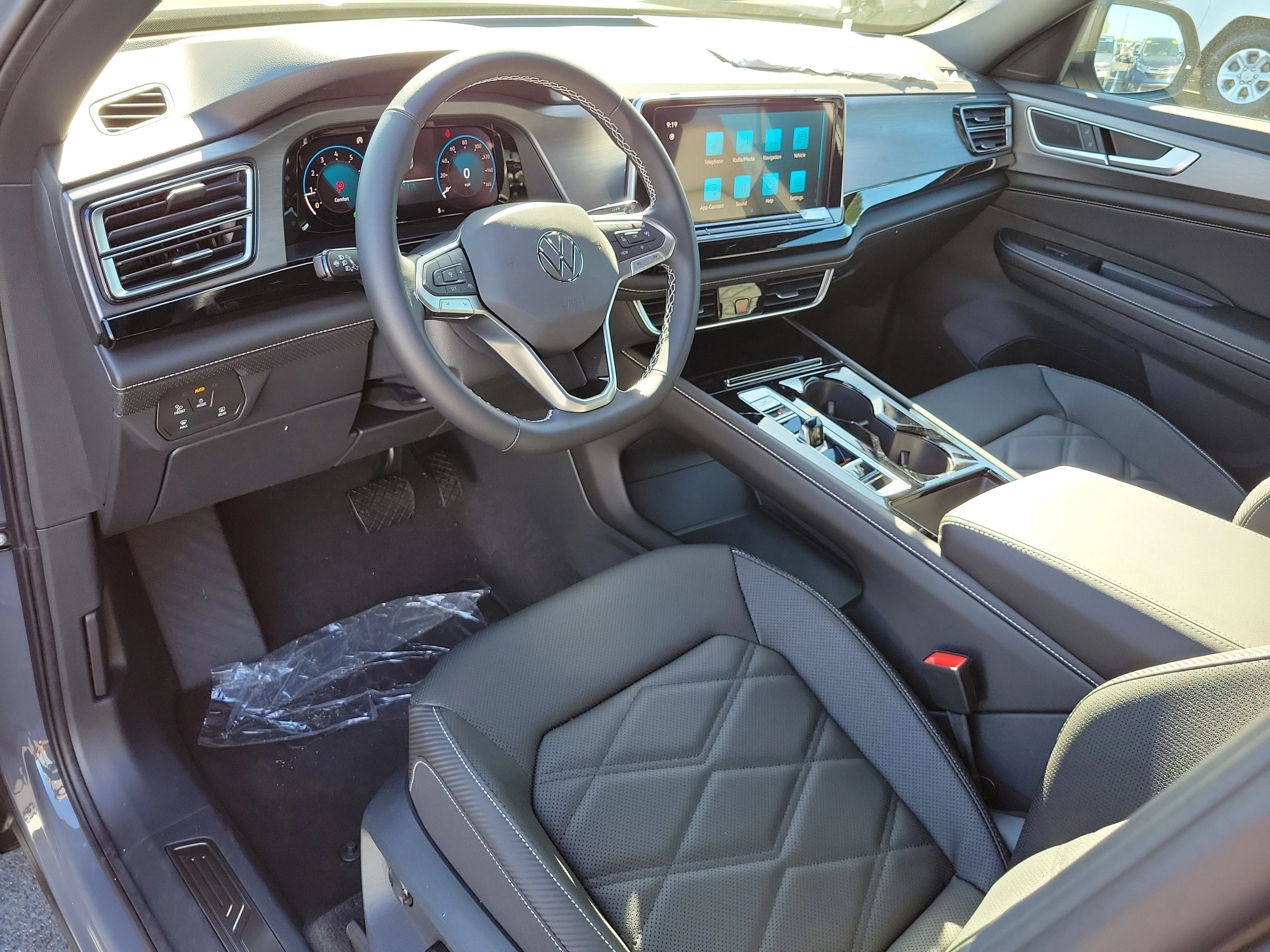 New 2026 Gray Volkswagen 2.0T SE w/Technology image 21