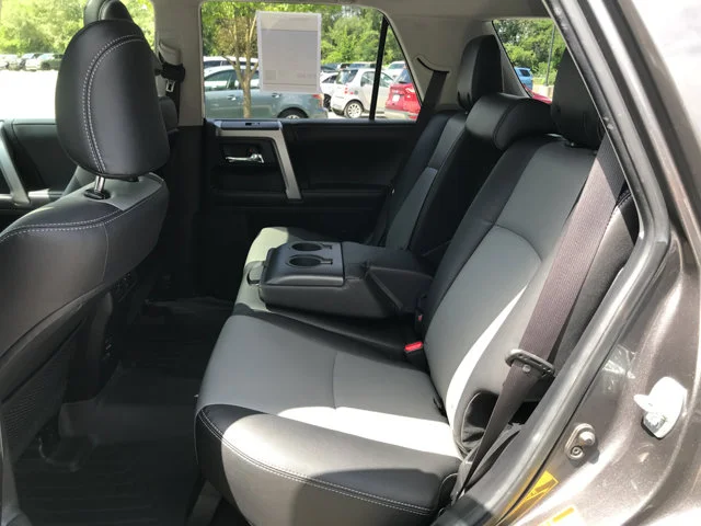 Used 2018 Magnetic Gray Metallic Toyota SR5 Premium image 26