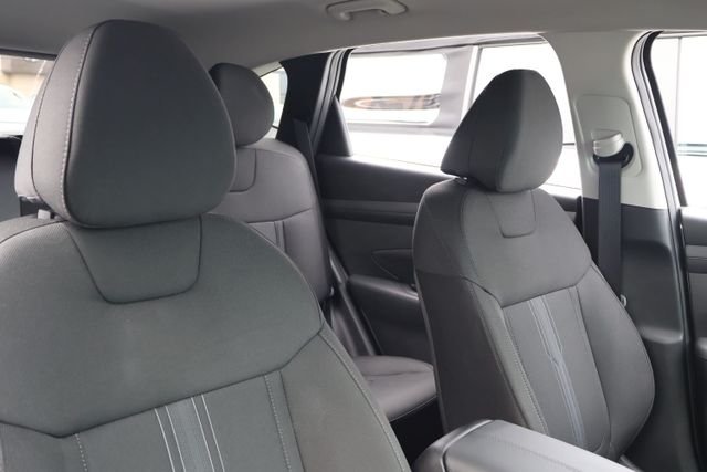 2025 Hyundai Tucson SEL - Photo 18