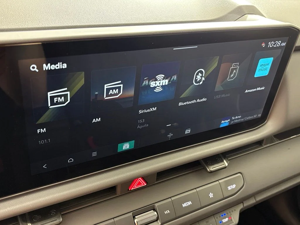 New 2027 Terrain Brown / Black Roof Kia X-Line S image 34