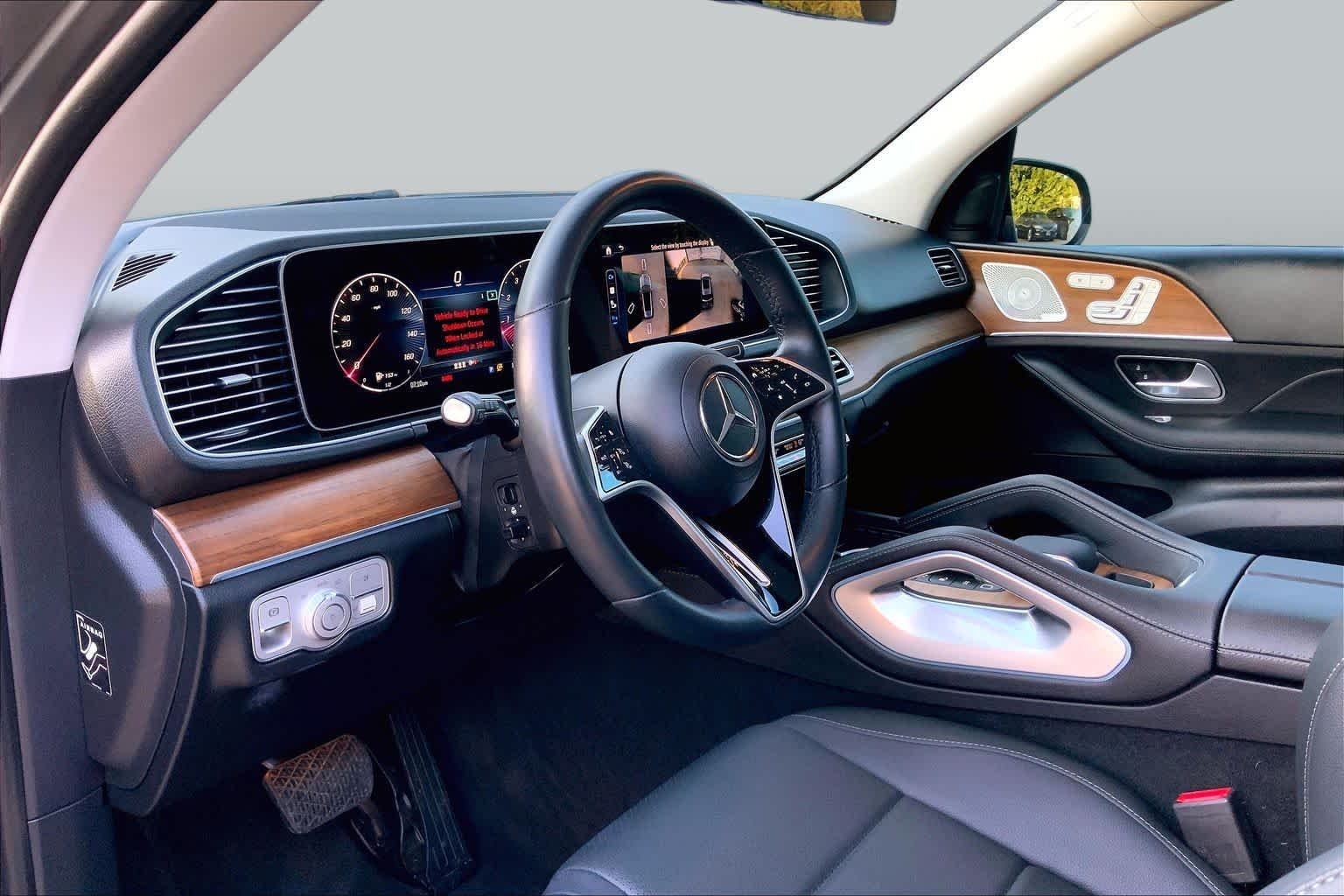 Used 2025 Selenite Grey Metallic Mercedes-Benz GLE 350 image 18