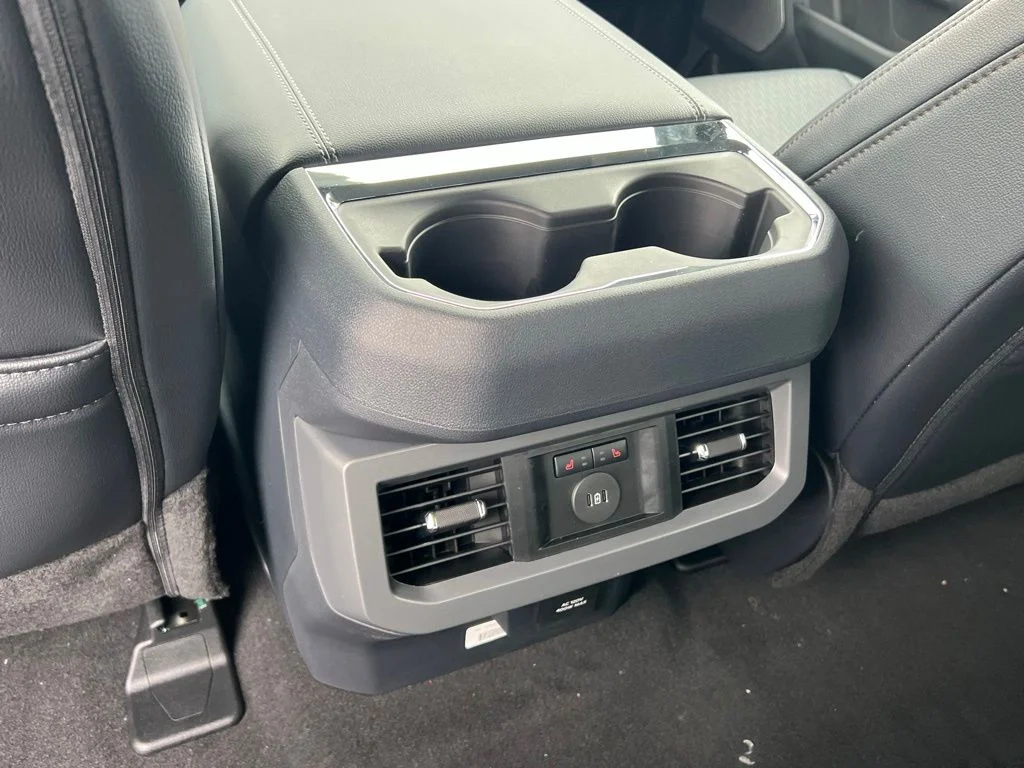 New 2026 Avalanche Ford F-350® Lariat® image 18