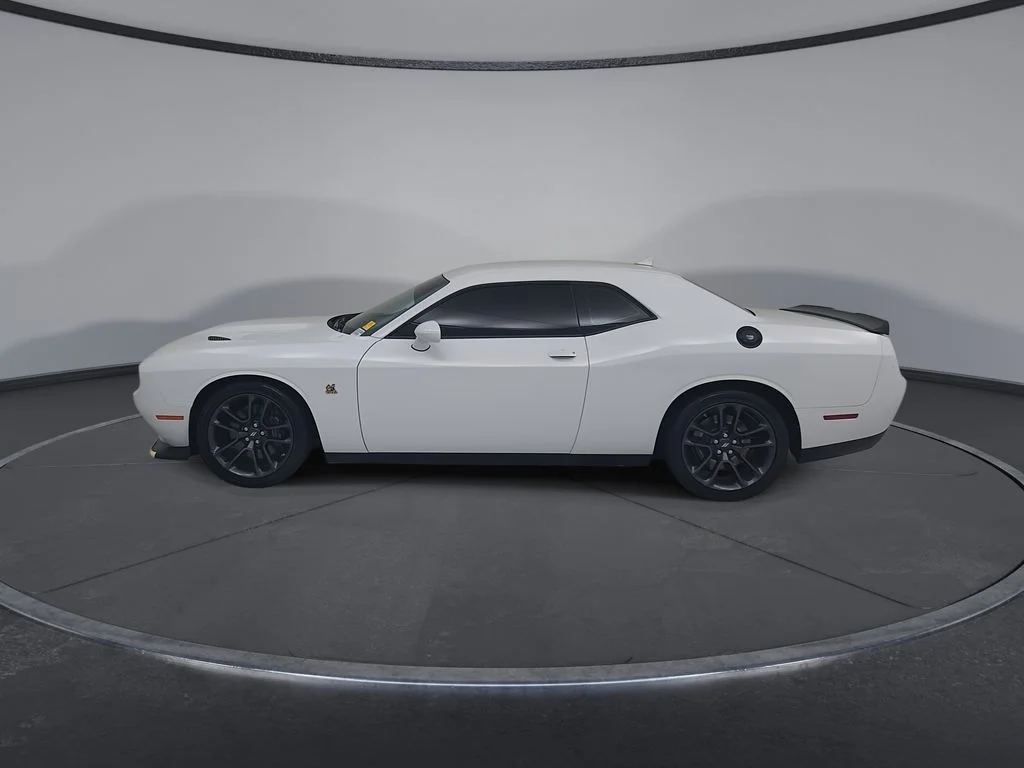Used 2022 White Dodge R/T Scat Pack image 11