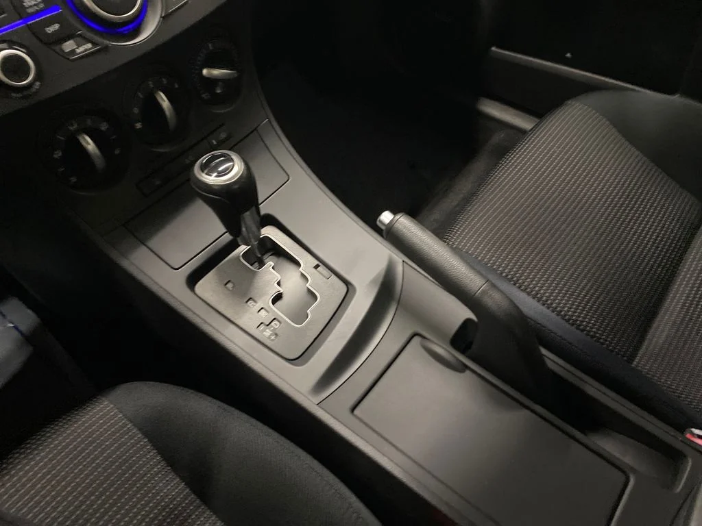 Used 2012 Gray Mazda i Touring image 22