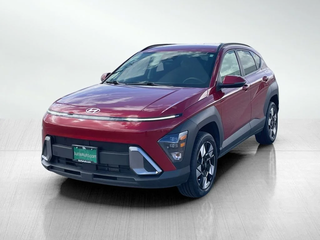 Used 2025 Ultimate Red Metallic Hyundai SEL image 7