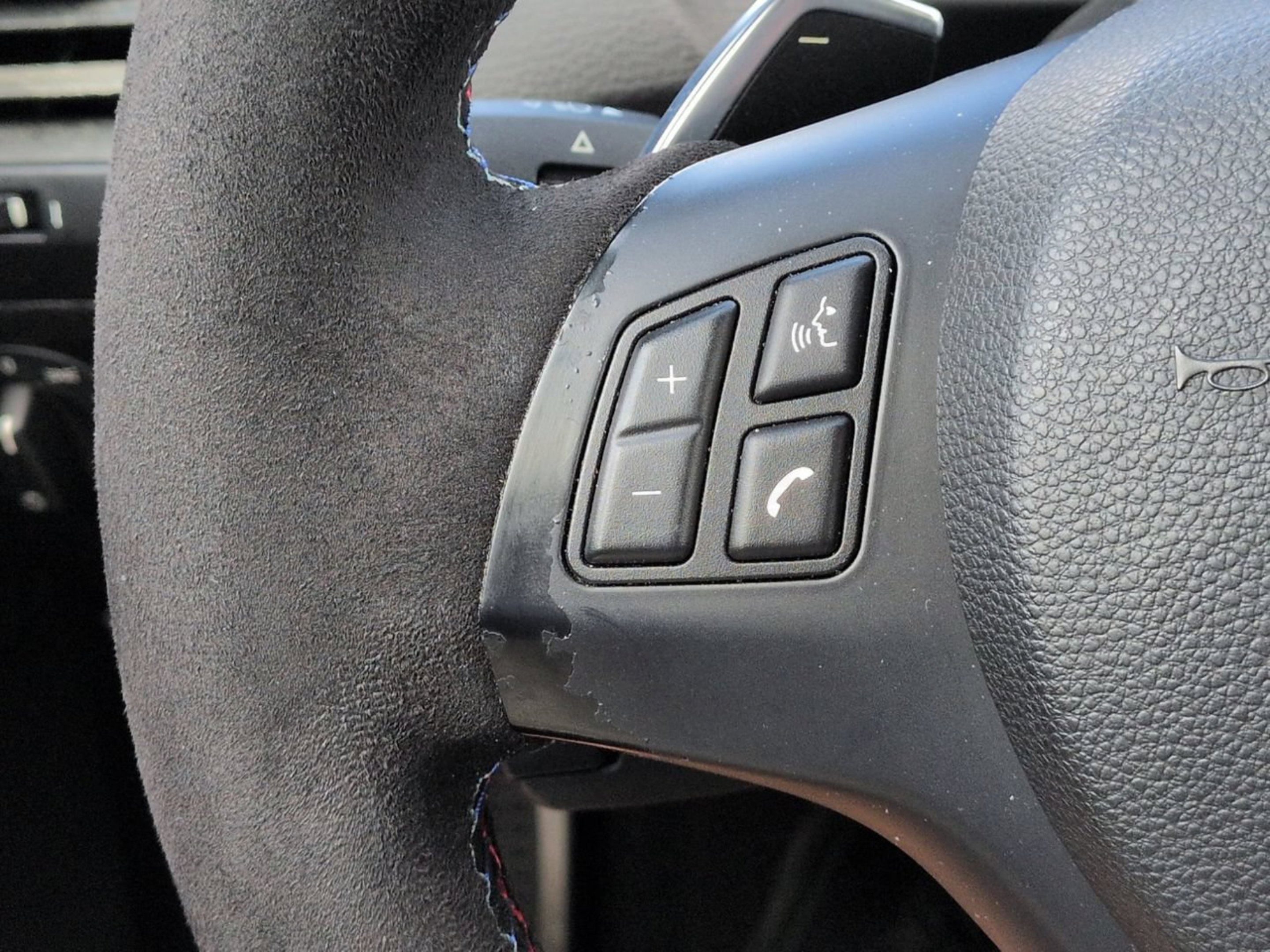 Used 2011 Le Mans Blue Metallic BMW 135i image 28