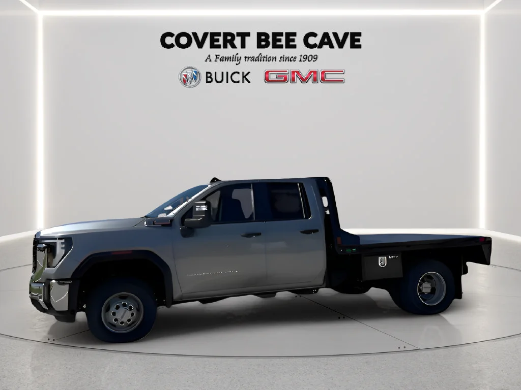 2026 GMC Sierra 3500HD Pro - Photo 5