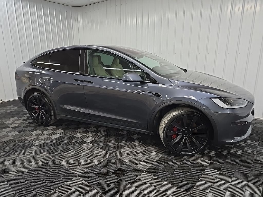2023 Tesla Model X Plaid