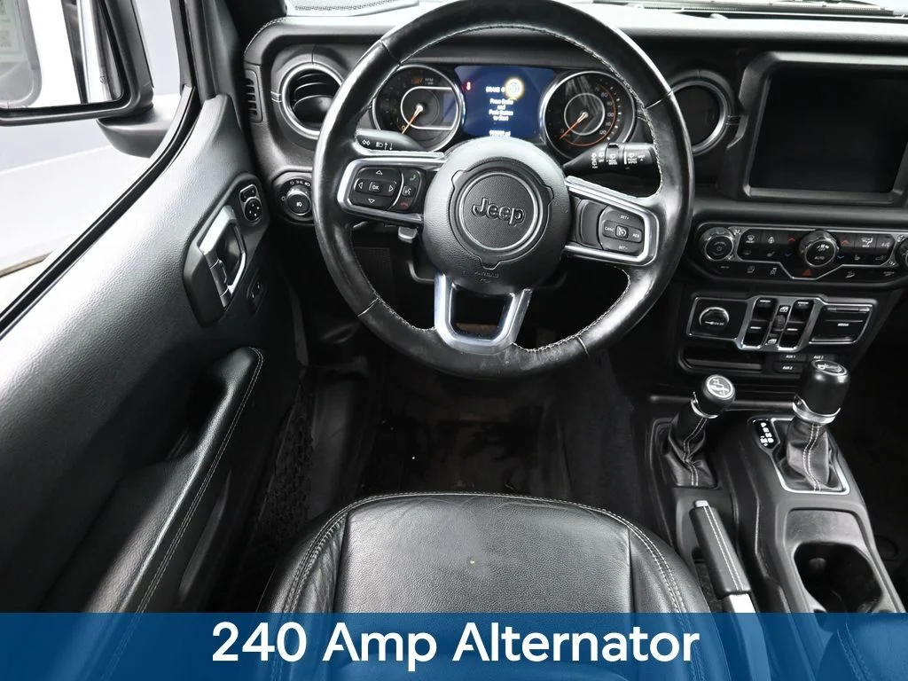 Used 2018 Silver Jeep Unlimited Sahara image 15
