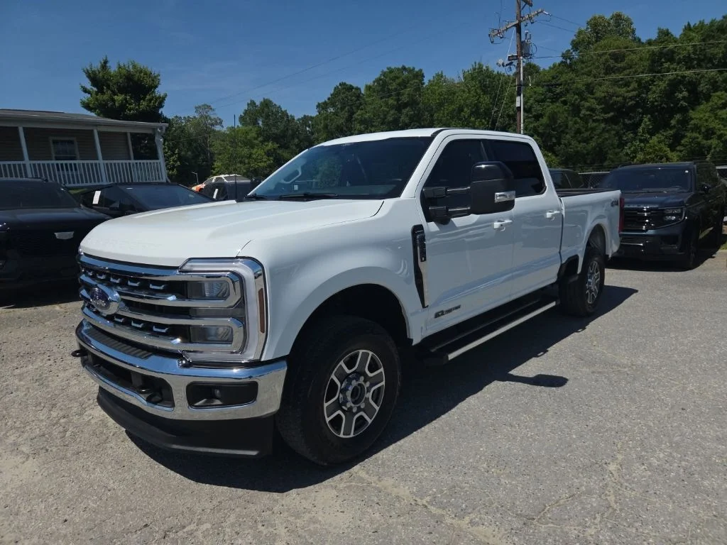 Used 2026 White Ford Lariat image 1