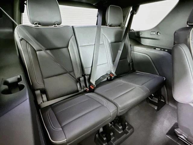Used 2024 Gray Chevrolet Premier image 29