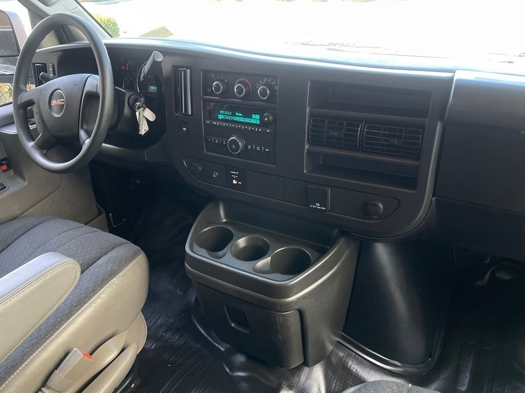 Used 2025 White GMC Work Van image 12