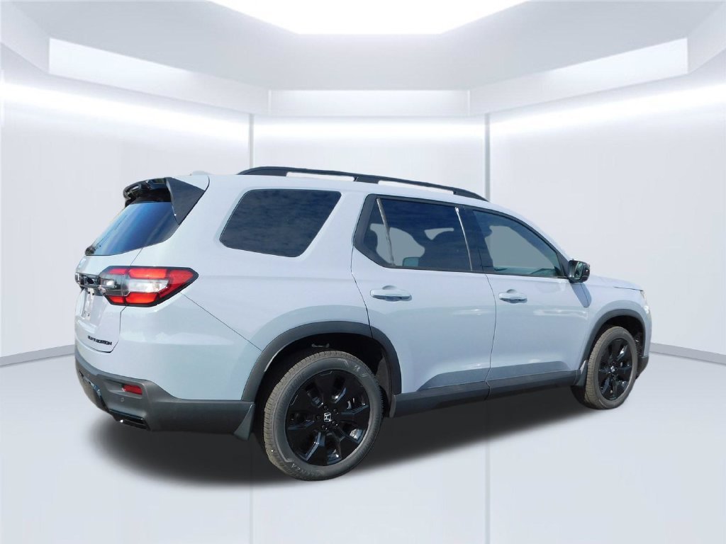 New 2026 Sonic Gray Pearl Honda Black Edition image 3