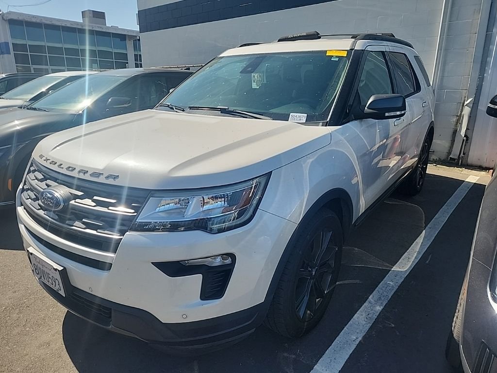 Used 2018 White Ford XLT image 3