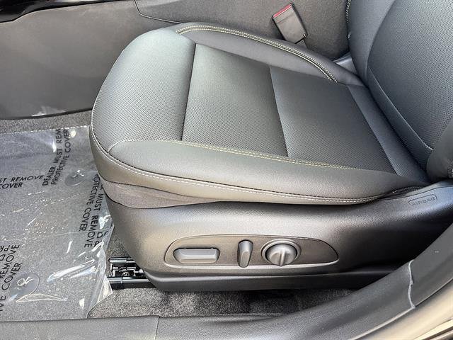 2026 Chevrolet Trax Activ - Photo 17