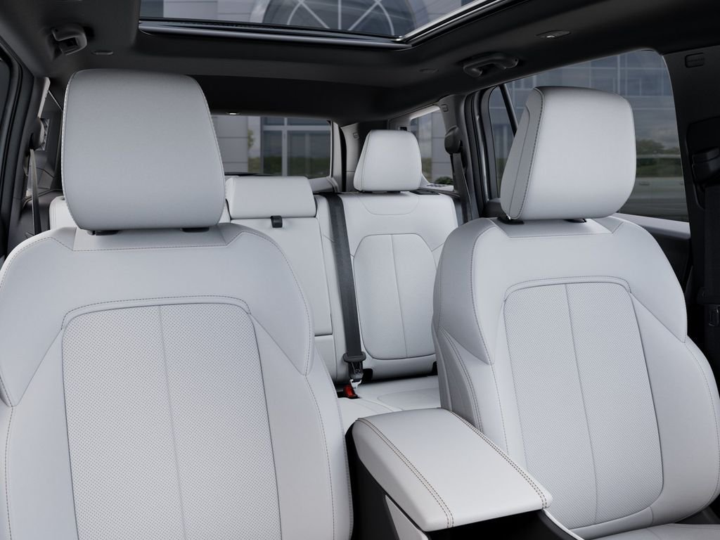 New 2026 Bright White Clear-Coat Exterior Paint Jeep Limited image 26