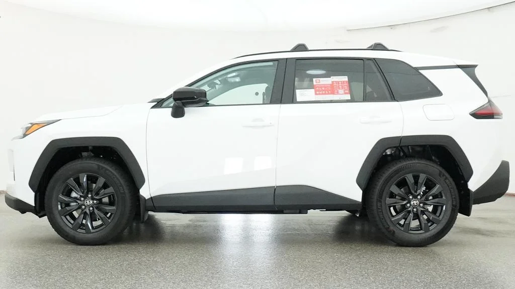 New 2026 Ice Cap Toyota XLE Premium image 2