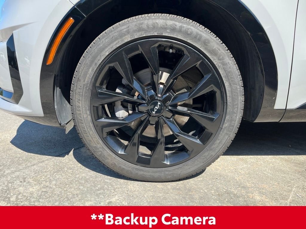 Used 2022 Gray Kia SX-Prestige image 4