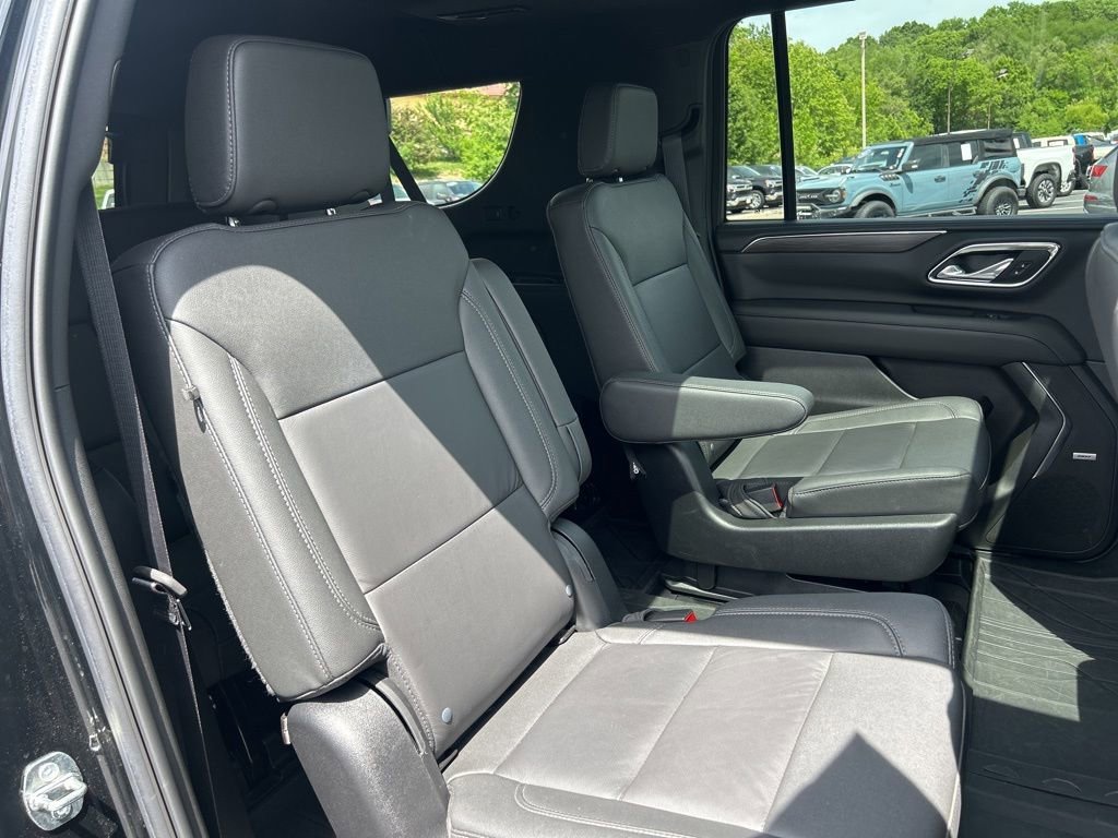 Used 2024 Black Chevrolet Z71 image 48