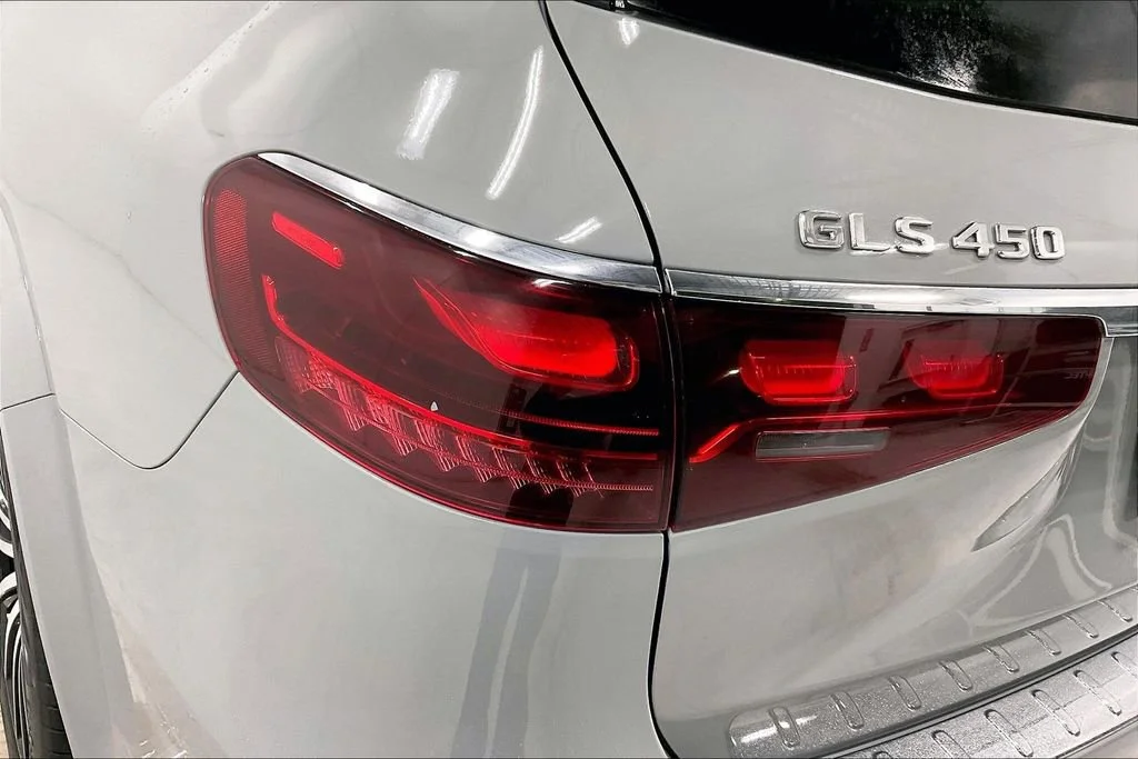 New 2026 MANUFAKTUR Alpine Grey Mercedes-Benz GLS 450 image 27