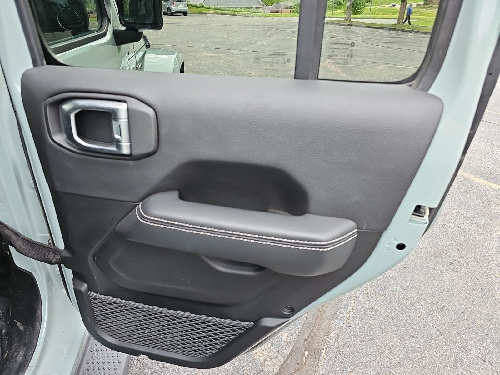 Certified Used 2023 Earl Clearcoat Jeep Sahara image 17