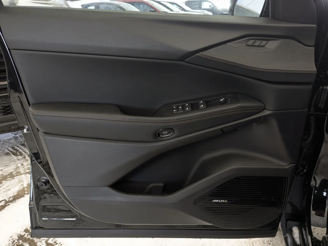 New 2026 Black Jeep Overland - - 4x4 - Surround View - Ventilated Seats - Remote Start & More! image 14
