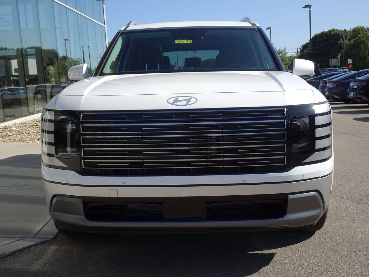 New 2027 White Hyundai Limited 8P image 8