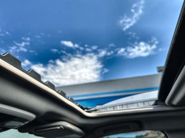 Used 2018 Silver Subaru 2.0i Premium image 29
