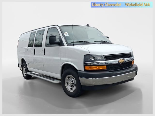 2025 Chevrolet Express 2500 Work Van HD's photo
