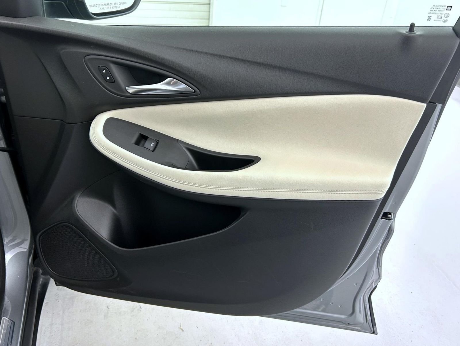 Used 2023 Gray Buick Preferred image 16