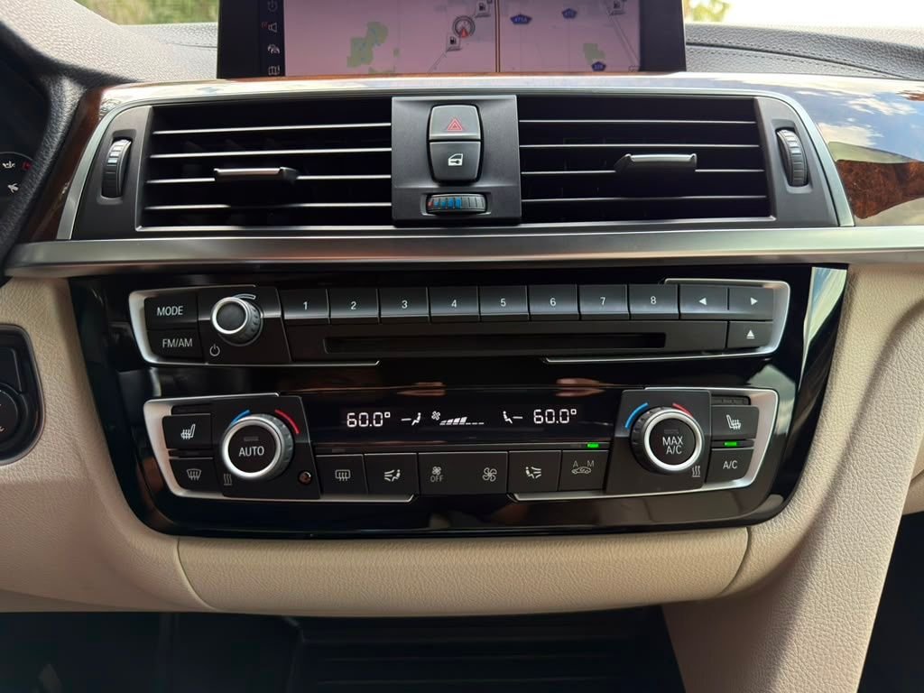 Used 2018 Gray BMW 340i image 20