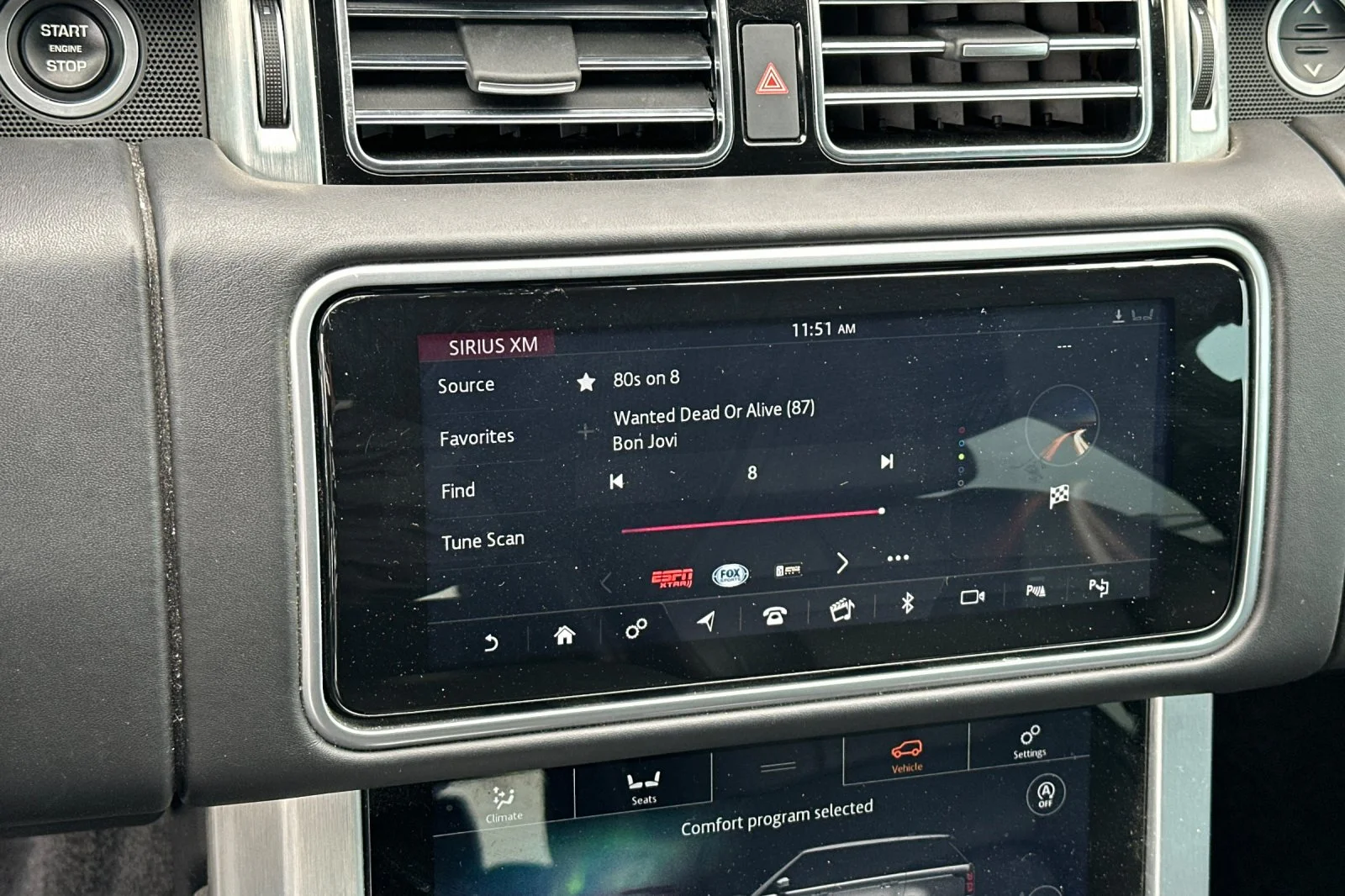 Certified Used 2019 Black Land Rover 5.0L V8 Supercharged image 22