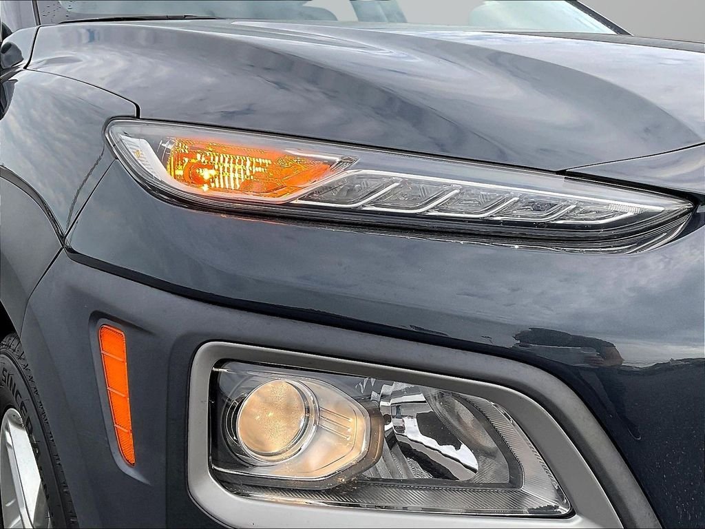 Used 2019 Gray Hyundai SE image 30