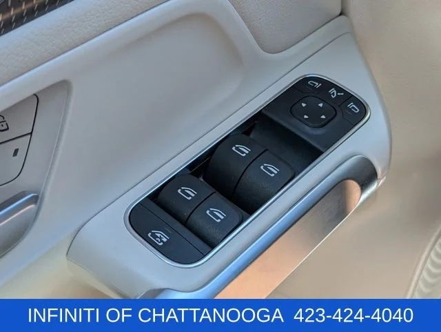 Used 2022 Blue Mercedes-Benz GLB 250 image 30
