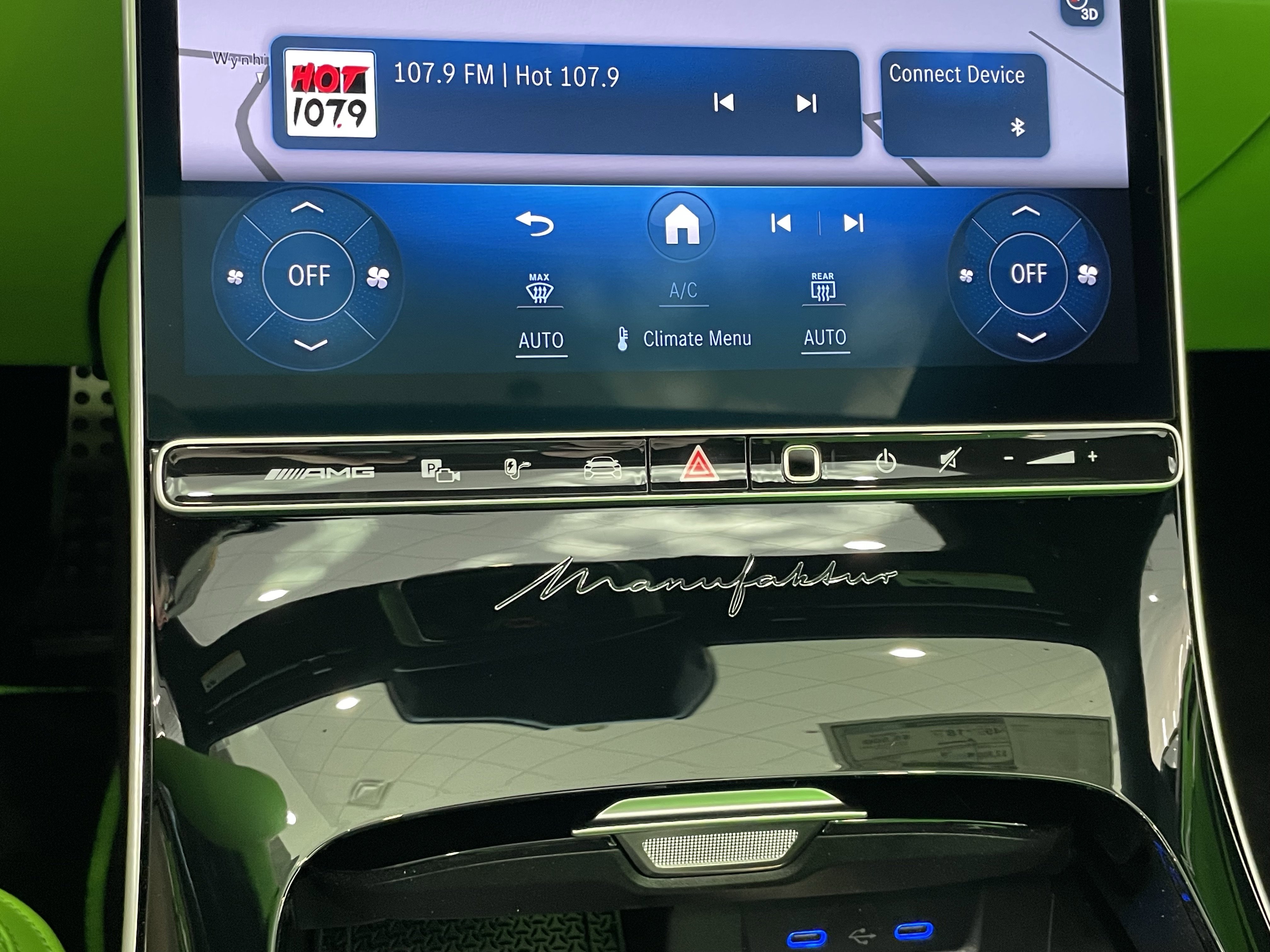 New 2026 MANUFAKTUR Graphite Grey Magno Mercedes-Benz AMG® S 63 E 4MATIC® Sedan image 30
