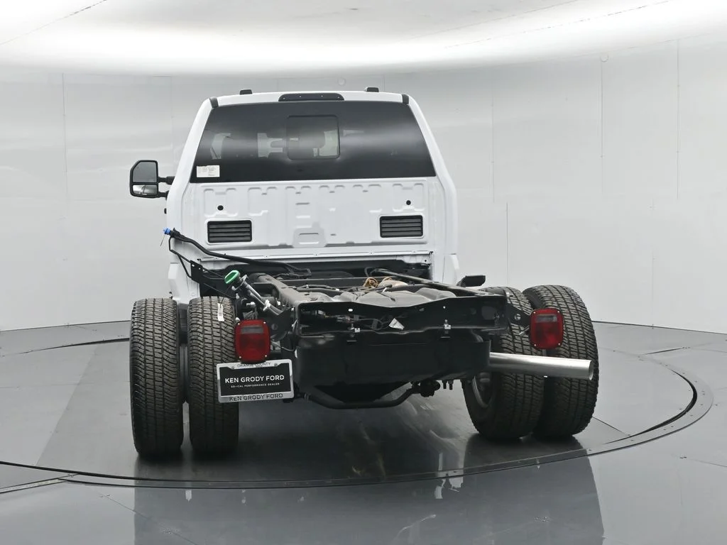 New 2025 White Ford XL image 24