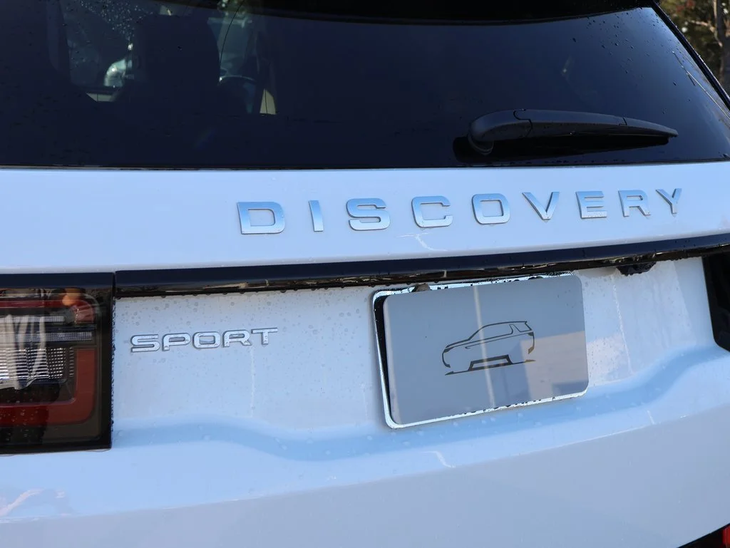 Certified Used 2025 Fuji White Land Rover S image 8