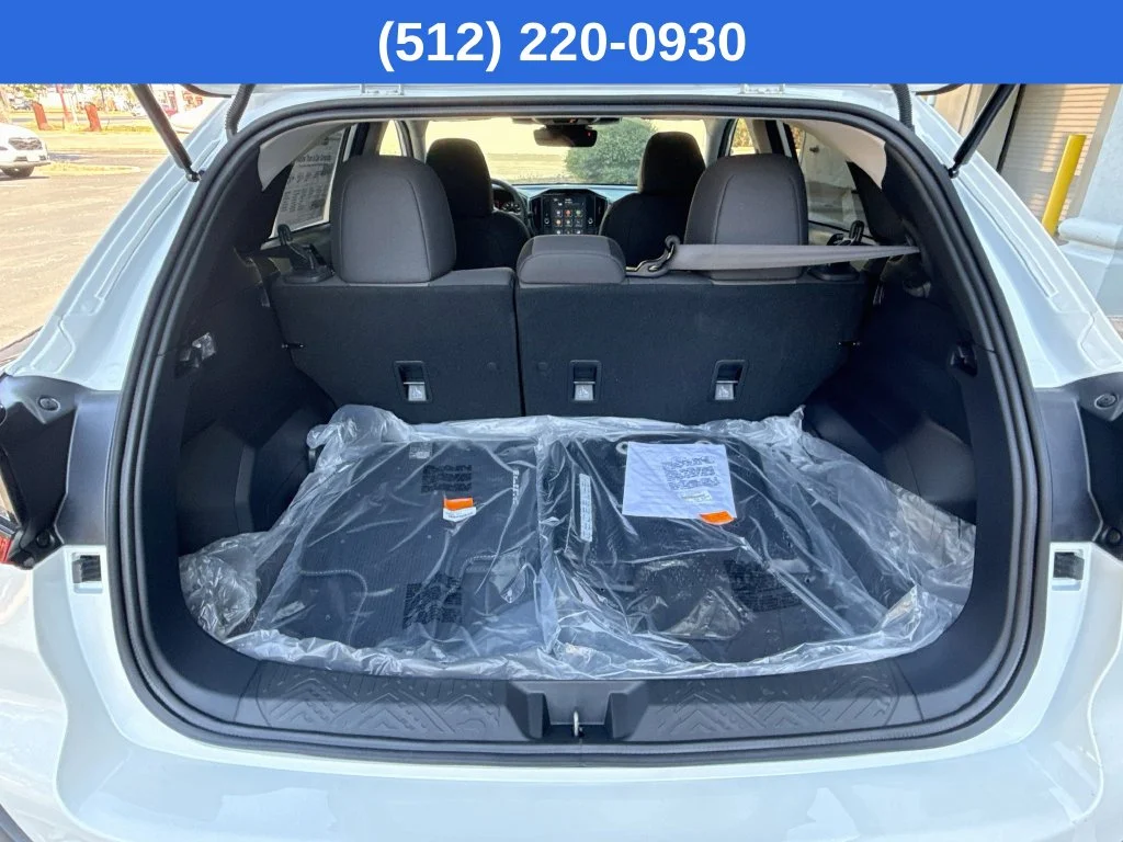 New 2026 CRYSTAL WHITE PEARL Subaru Premium image 32