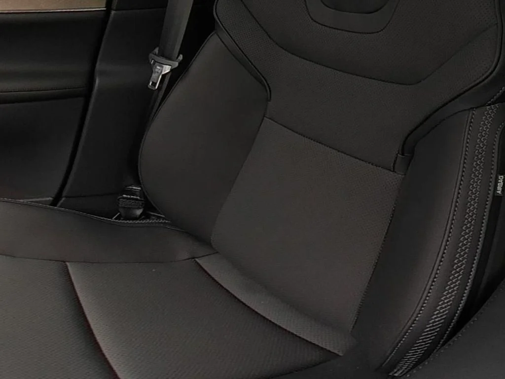2025 Volvo EX90 Plus - Photo 32