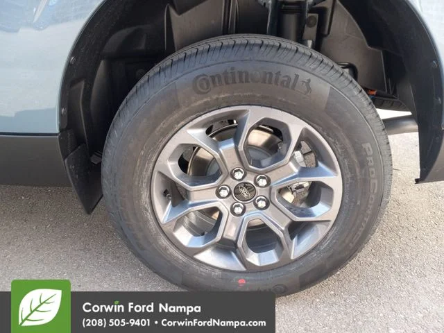New 2026 Azure Gray Metallic Tri-Coat Ford XLT image 31