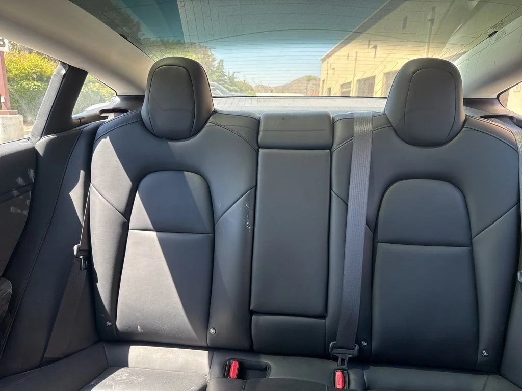 Used 2018  Tesla Long Range image 19
