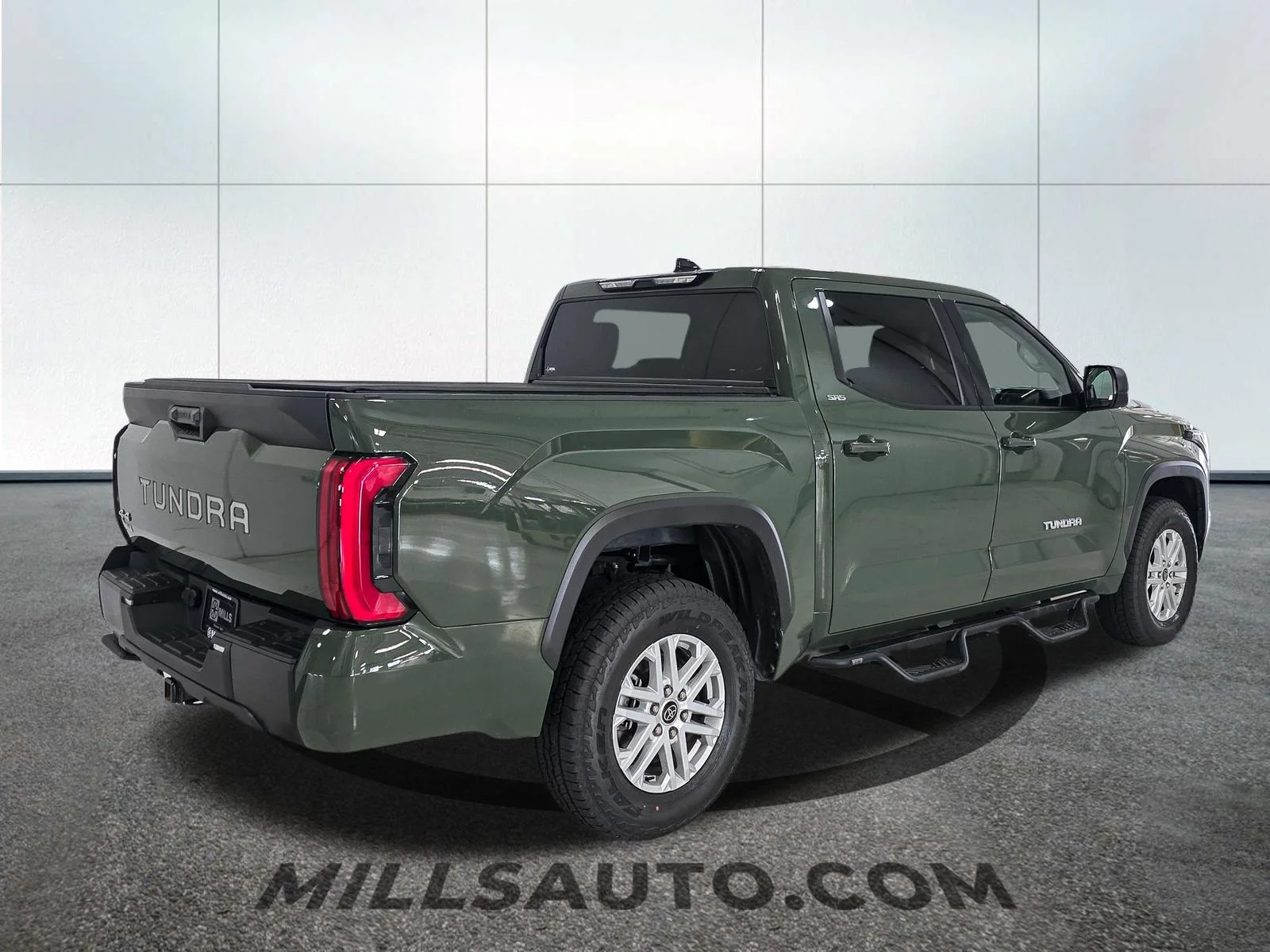 Used 2023 Green Toyota SR5 image 8