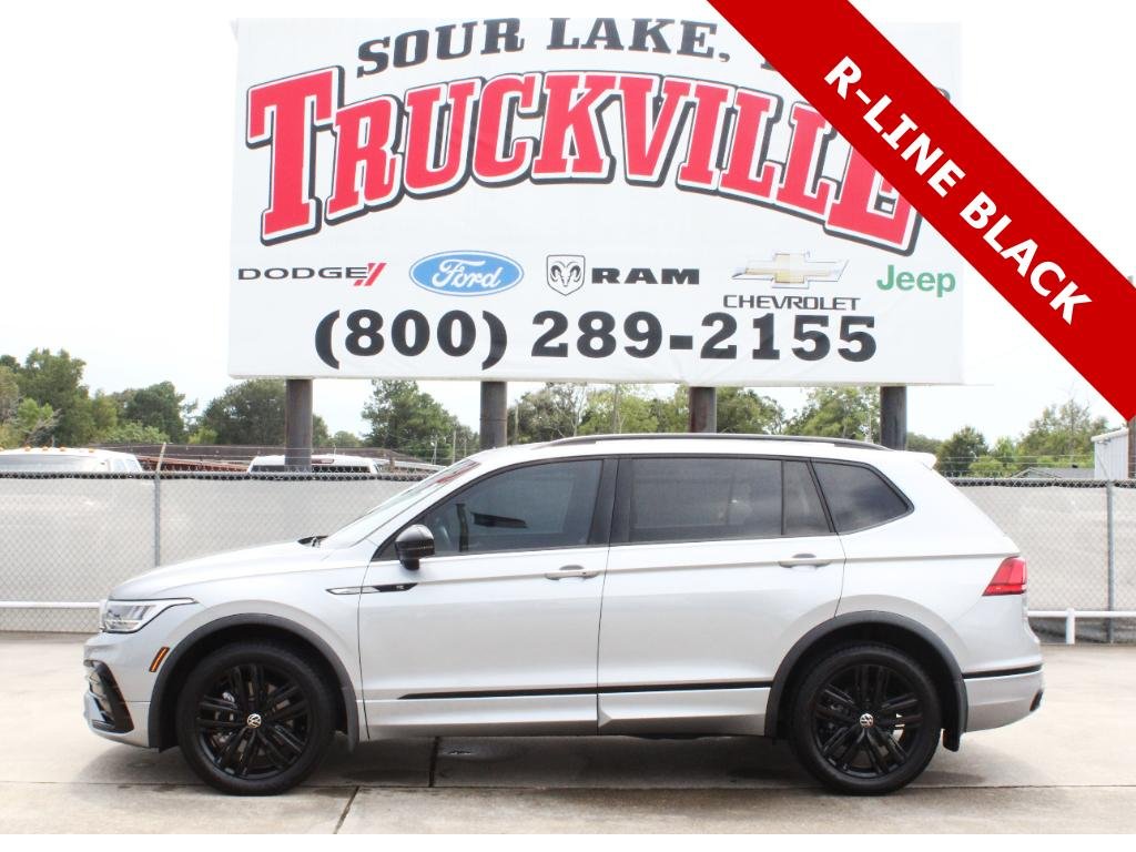 2022 Volkswagen Tiguan SE R-LINE BLACK