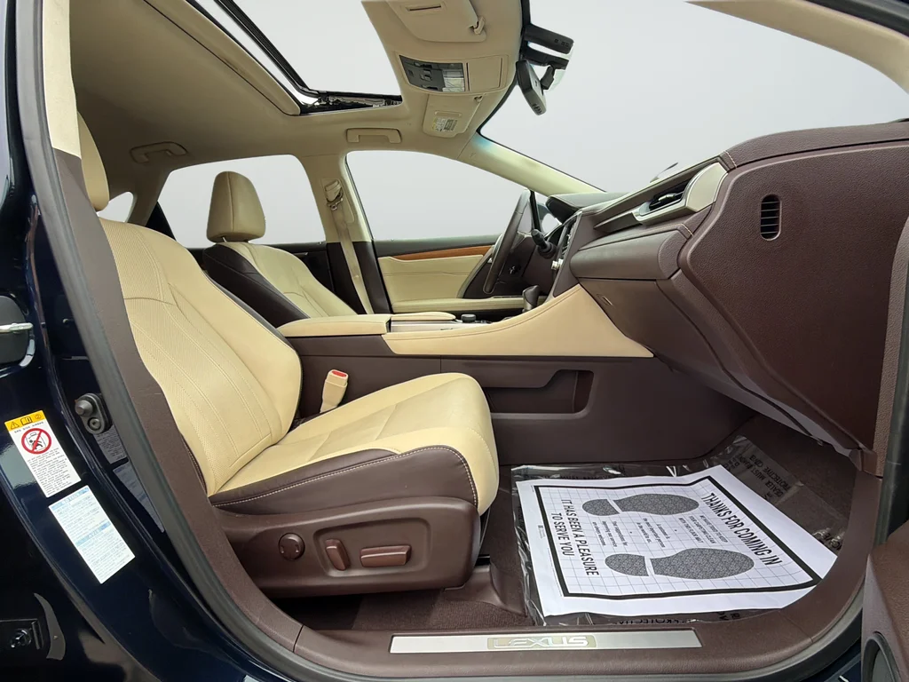 Used 2016 Blue Lexus 350 image 26