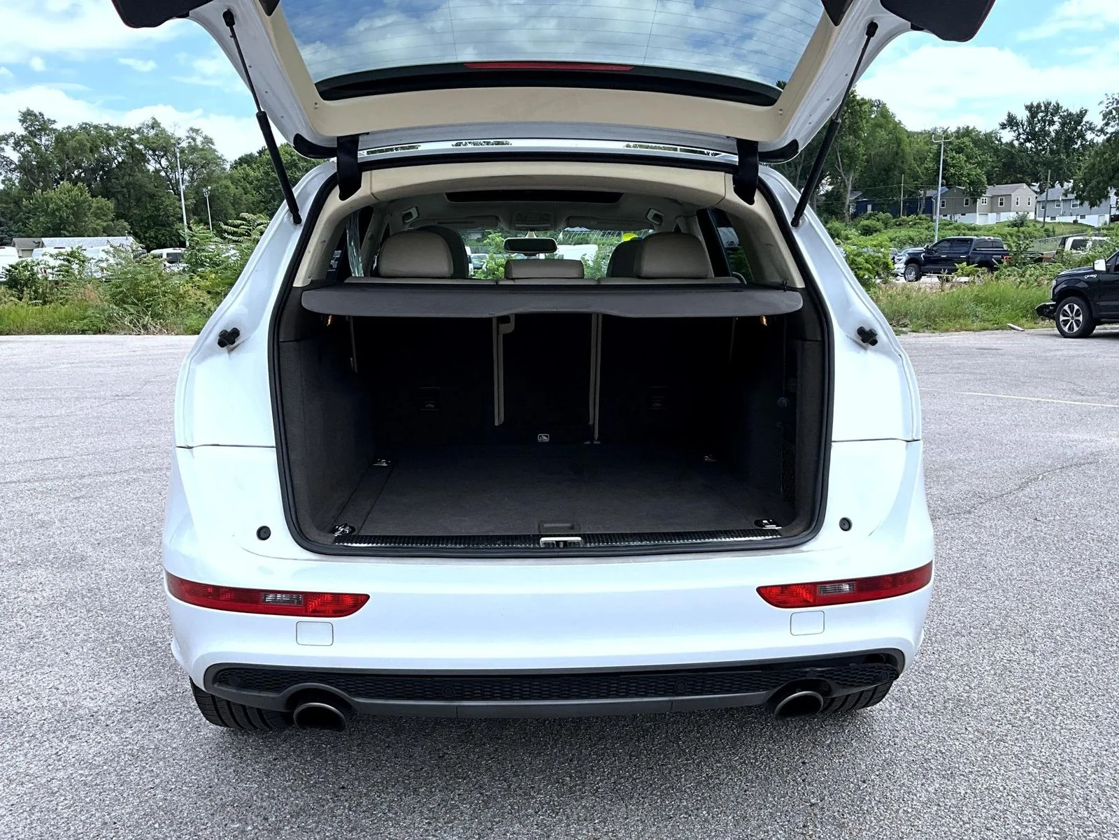 Used 2015 White Audi 3.0T Prestige image 9