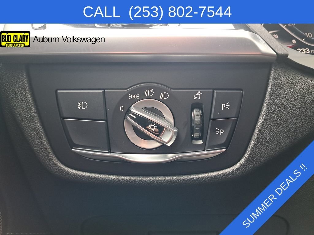 Used 2021 Gray BMW xDrive30e image 14