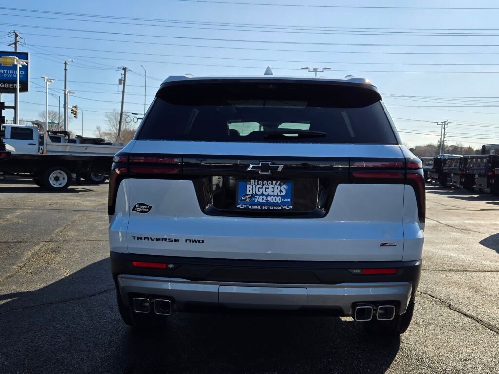 New 2026 Polar White Tricoat Chevrolet Z71 image 13