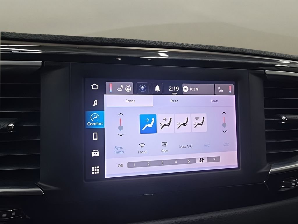 Used 2022 White Chrysler LX image 30